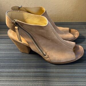 Paul Green Nubuck Peep Toe Booties